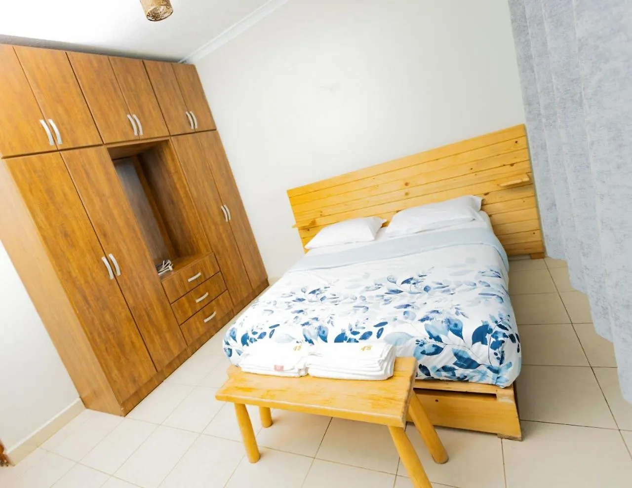 Mayfair 1 Bedroom-Bukoto Kampala Lägenhet